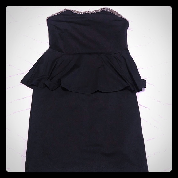 Zara Peplum Dress - Picture 1 of 4